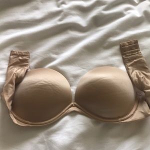 Strapless bra Victoria secrets